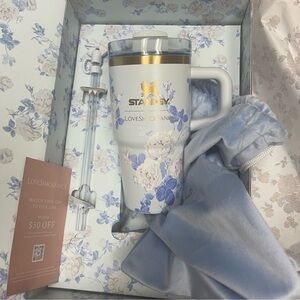 Stanley Floral Tumbler with Gold Accents